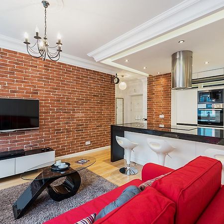 P&O Serviced Apartments Swietojanska Варшава Екстер'єр фото